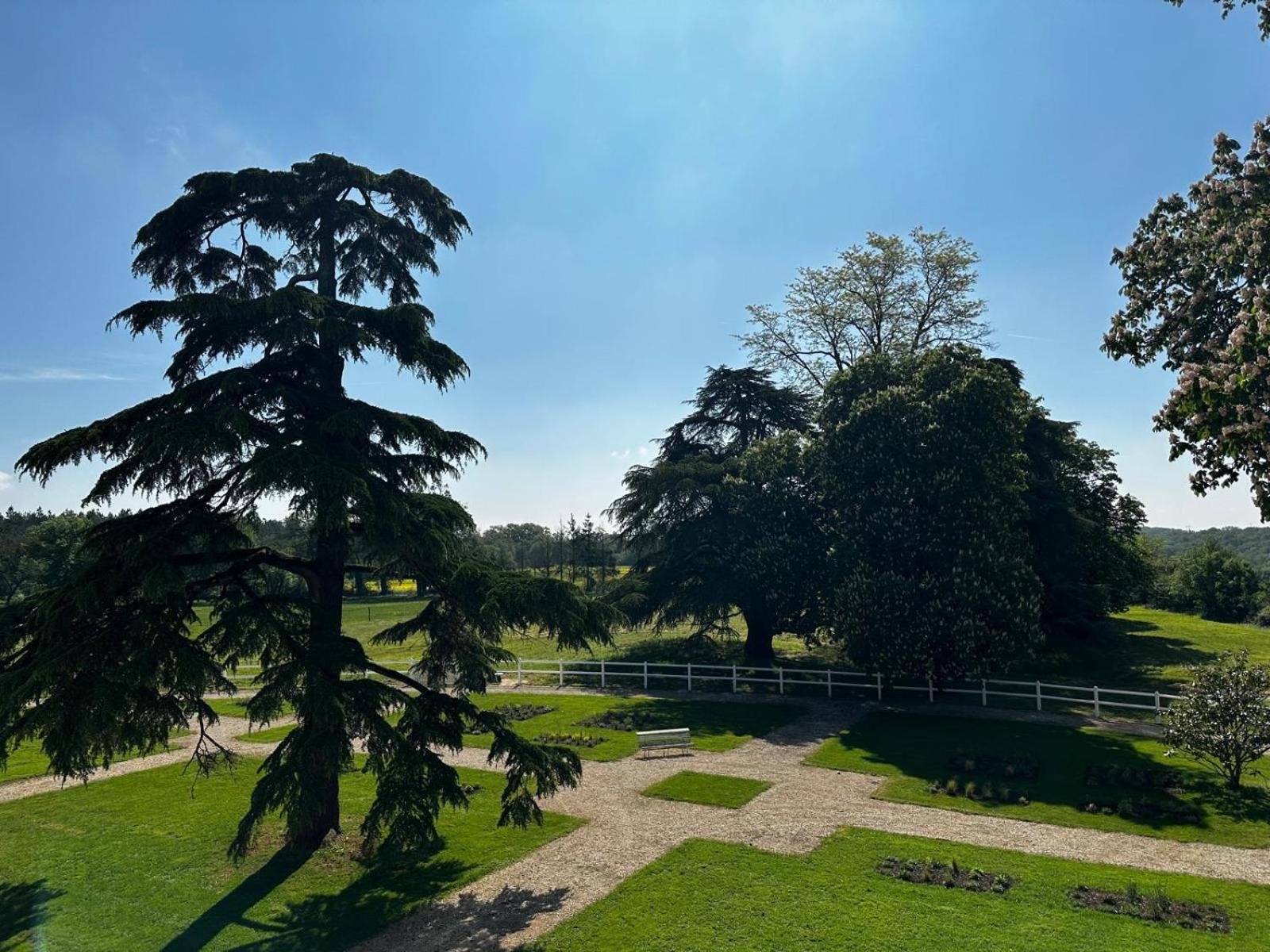 Domaine De L'Ecorcerie Hotel Fontaine-le-Comte ภายนอก รูปภาพ